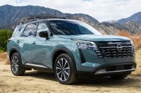      Nissan Pathfinder 2026
