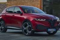 ��������� ��������� Alfa Romeo Tonale ��� �������� � �������