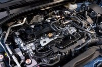 ó������ Toyota Camry � Corolla Cross ������ �������� ���������� � ����������