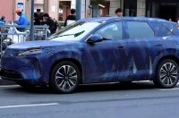 BYD ���� ����� ��������� ��������������� Yuan Max