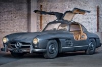 ���������� �������� Mercedes-Benz �������� �� 5 �������� ����