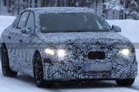 ����� Mercedes-Benz E-Class ������� �� ������� �������������