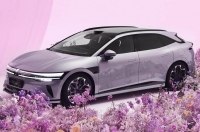 �������� Zeekr 007 �� 7GT ��������� 900-�������� �����������