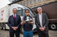 � ����㳿 ����������� ���������� ���� Tesla Semi