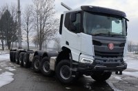 ��������� Tatra Phoenix �������� � 8-������ ���������