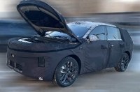 ��������� Li Auto L7 �������� �� ����