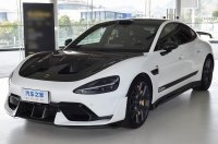 Xiaomi ��������� �������� � ���������� ������� ������������� Xiaomi SU7