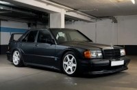 ������ 36-����� Mercedes-Benz 190 ������� � 400 000 ������