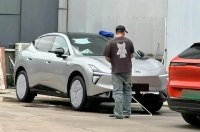 ������������ Xpeng MONA D02 ������� ��� ���������