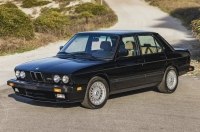 BMW M5 E28 1988 ���� ������� �� 195 000 ������