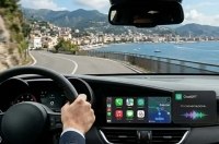 ChatGPT ����������� � Apple CarPlay
