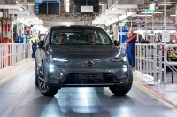 Volvo Cars ��������� ����������� ������������ EX60,  �� ����� ������� ���