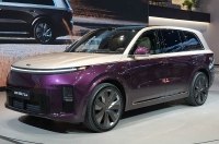Li Auto ����������� ������������ �������� L9 Livis