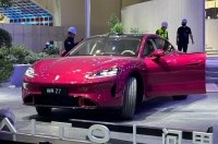 ������� Huawei ������� ������ ���� �� ����� �� ������� ���������