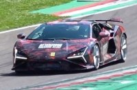 Lamborghini Revuelto SV ������� �� ������ � ����
