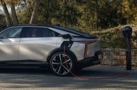 ������ ����������� 200 ������� ���� � ������ ����������� ������������