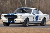 ��� ������� Ford Mustang ������� �� ����� 4 ������� ������