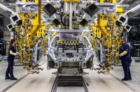 BMW ���� �������������� ������ � ������ ���������� 8 000 ������� ����