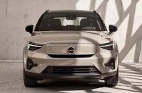 Volvo ��������� ����������� ������������ EX40 � ���