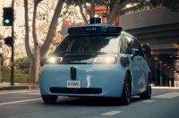�������� Waymo ������ ����� �� ����������� �����