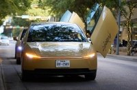 Tesla � 8 ���� �������� ������� Cybercab � �����