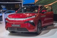 BYD ����������� ��������� ����������� ������������ Atto 8