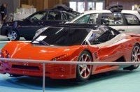 ǻ   Ferrari  Lamborghini