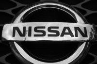 Nissan      2010 