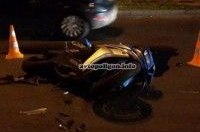 ДТП в Киеве: на Борщаговской, вылетев с дороги, насмерть разбился мотоциклист на Honda