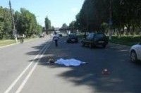 ДТП в сумской области: водитель BMW сбил насмерть женщину и скрылся с места аварии