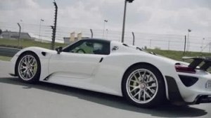 Видео Реклама Porsche 918 Spyder