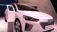 Відео Hyundai IONIQ electric на выставке