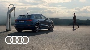   Audi Q6 e-tron