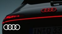    Audi Q3     .