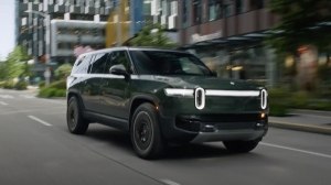     Rivian R1S