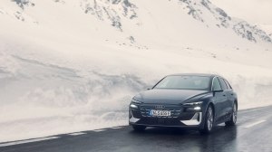  Audi S6 Avant e-tron -    