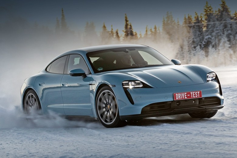 Тест-драйв Porsche Taycan: Ведём в заносе электрический седан