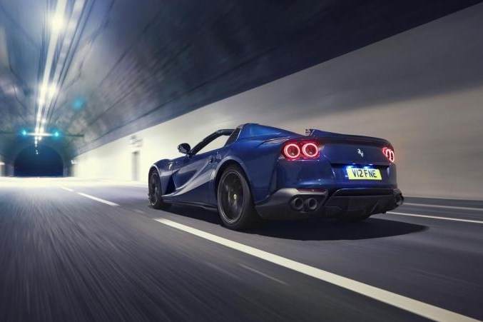 - Ferrari 812 GTS:  :   Ferrari 812 GTS