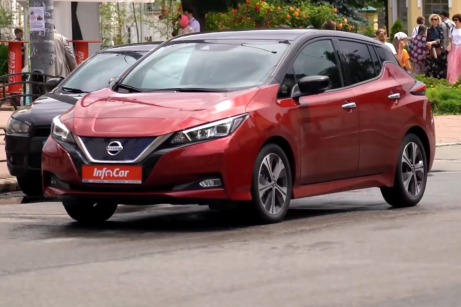Тест-драйв Nissan Leaf: Nissan Leaf: теперь с украинской пропиской