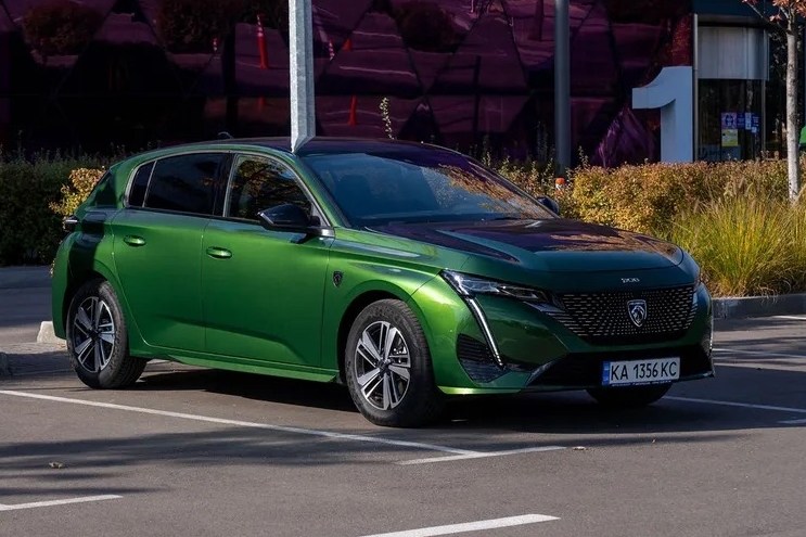 - Peugeot 308: Peugeot 308:  