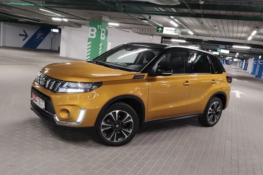 - Suzuki Vitara: Suzuki Vitara:     