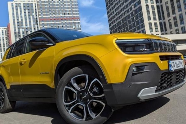 - Jeep Avenger:    :    Jeep Avenger