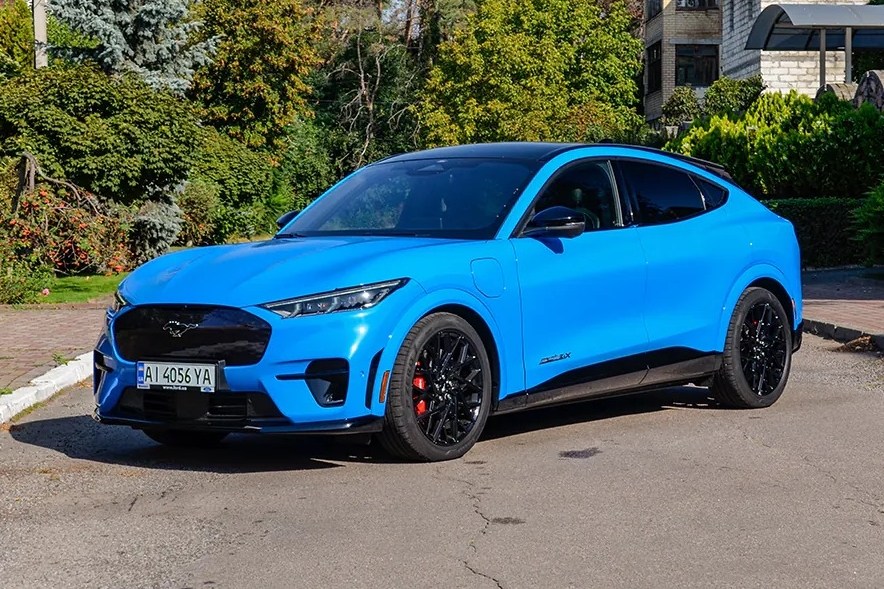 ����-����� Ford Mustang Mach-E: Ford Mustang Mach-E GT. ������� ��� ��������