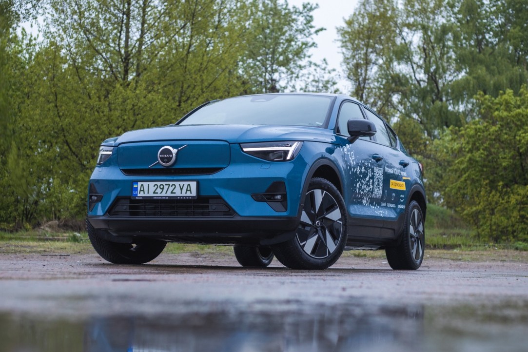 ����-����� Volvo C40: Volvo C40 Recharge: �������������� ����������