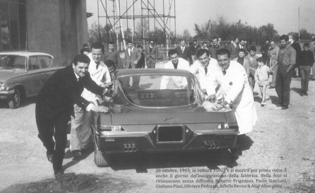 Первый прототип Lamborghini 350 GTV покидает цех 26 октября 1963 года