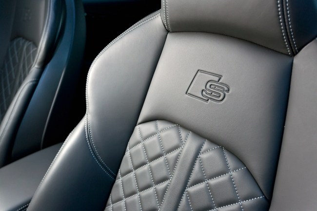 Порция горячего. Audi S5 Coupe