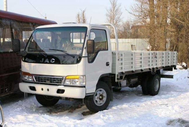 Легкий коммерческий грузовик HFC 1061