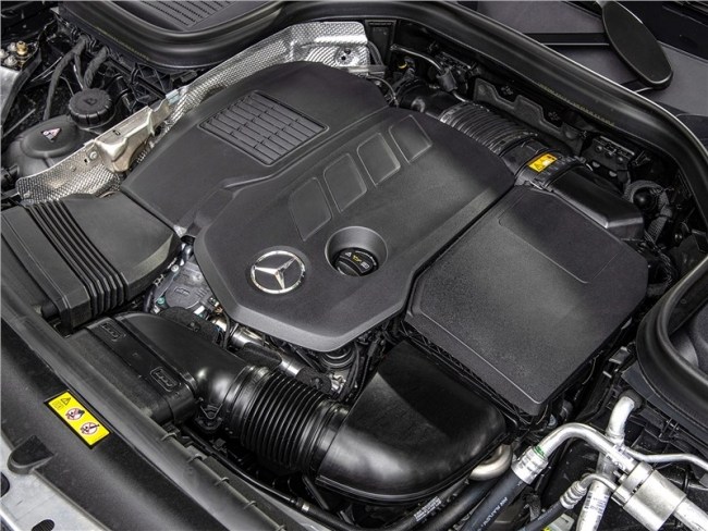 Кому будут в радость «фишки». Mercedes GLC-Class Coupe (C253)