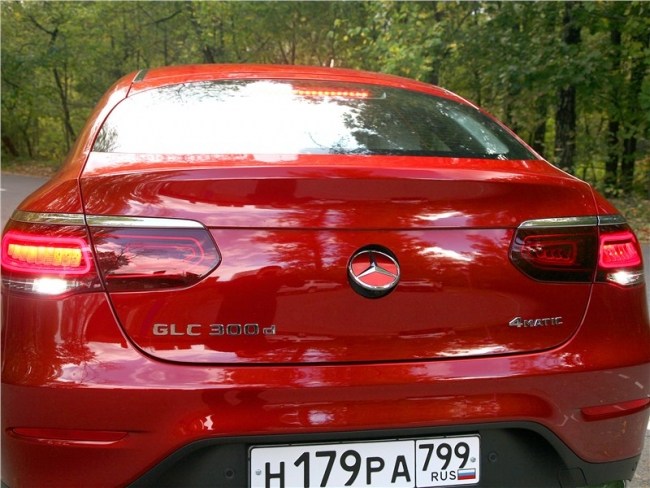 Красная черта. Mercedes GLC-Class Coupe (C253)