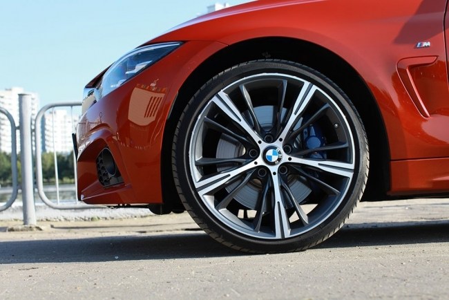 Незаменимый атрибут красивой жизни. BMW 4 Series Convertible (F33)